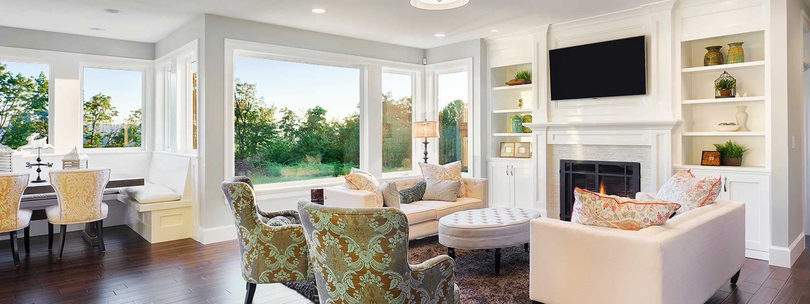 Replacement windows in Florida living room